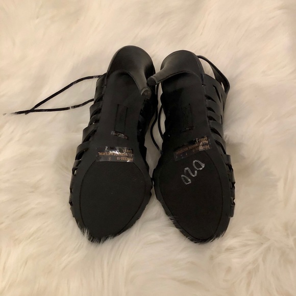 ❌SOLD❌ Anne Michelle Princess Caged Open Toe Heel - Picture 5 of 6